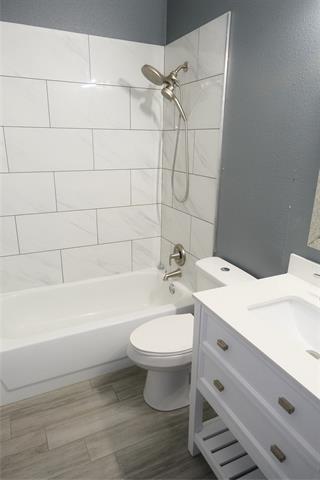 Building Photo - 10707 Copperwood Dr