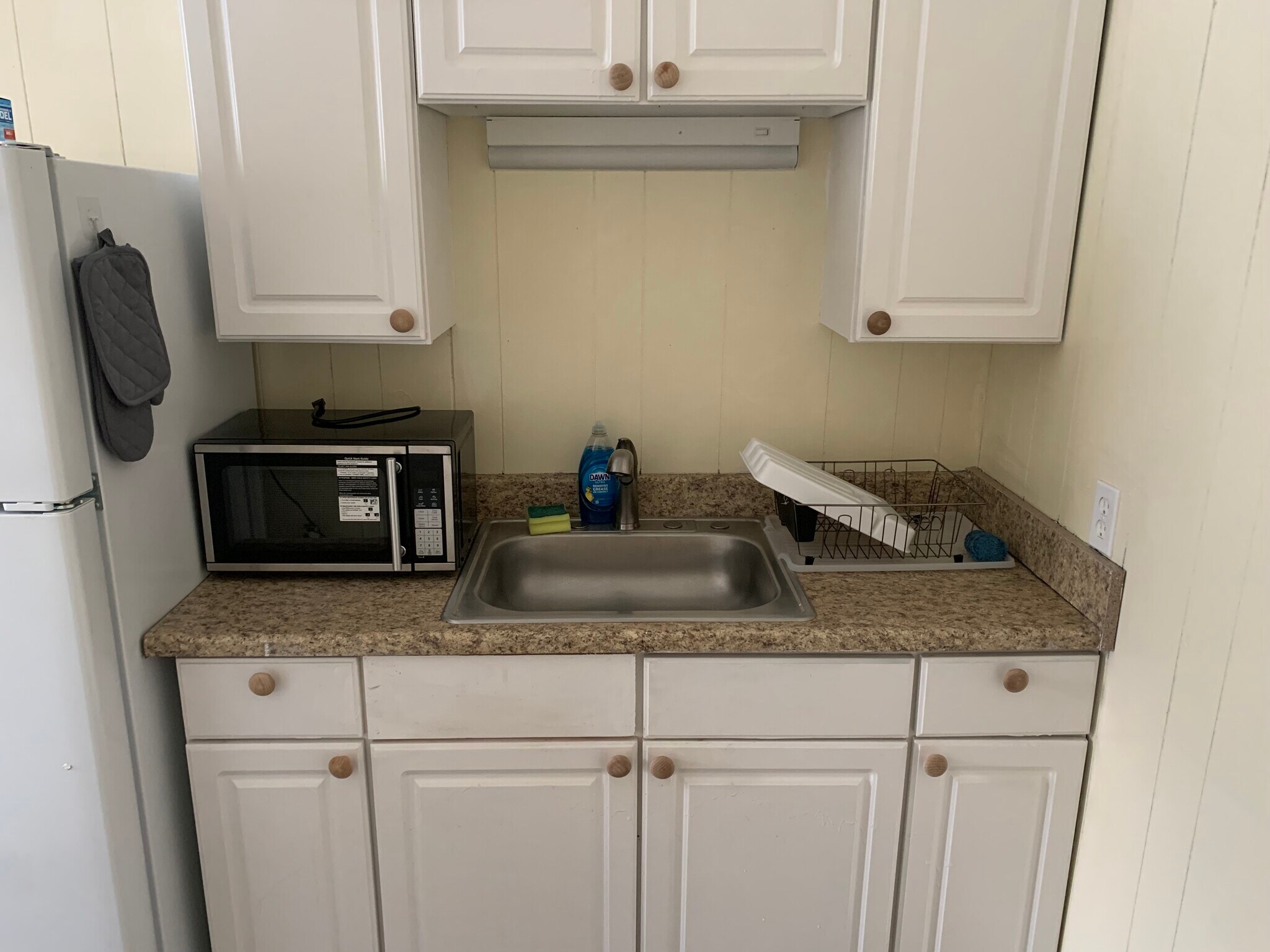 Building Photo - 409 Locust St