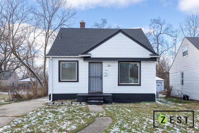 Building Photo - OPEN HOUSE SATURDAY JANUARY 4th 2:00pm to ...