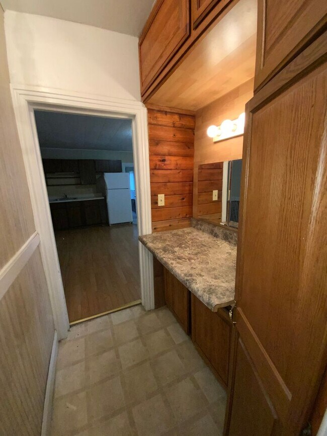 Building Photo - 31 New Haven St