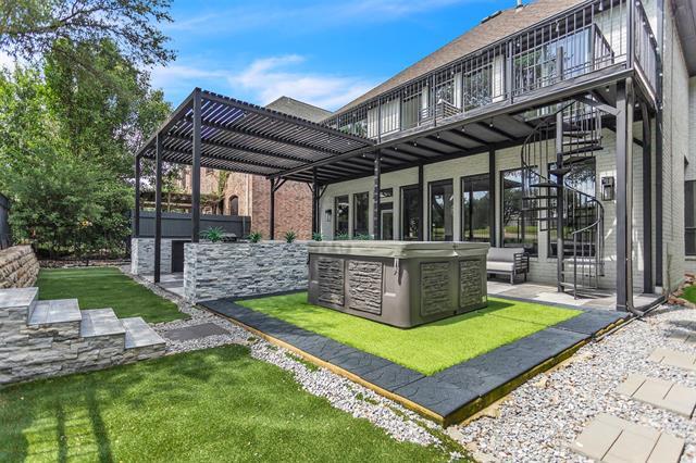 Building Photo - 2920 Prestonwood Dr