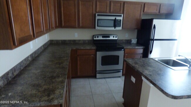 Building Photo - 625 Oakleaf Plantation Pkwy