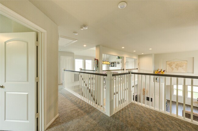 Building Photo - 30434 Butternut Oak Ln