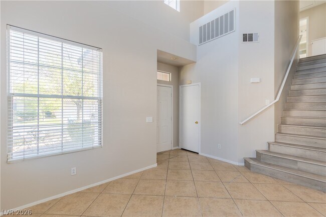 Building Photo - 10517 Jeremy Ridge Ave