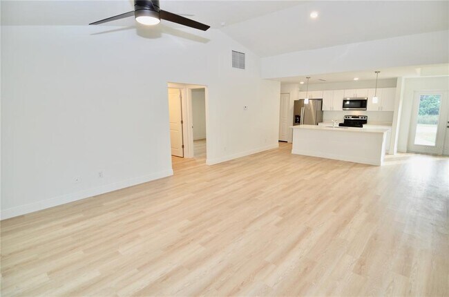 Building Photo - 2300 Nordendale Blvd