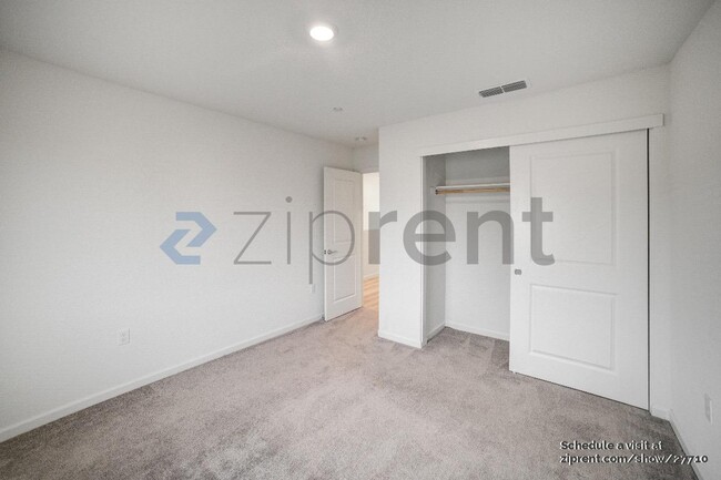 Building Photo - 12812 Herringbone Way