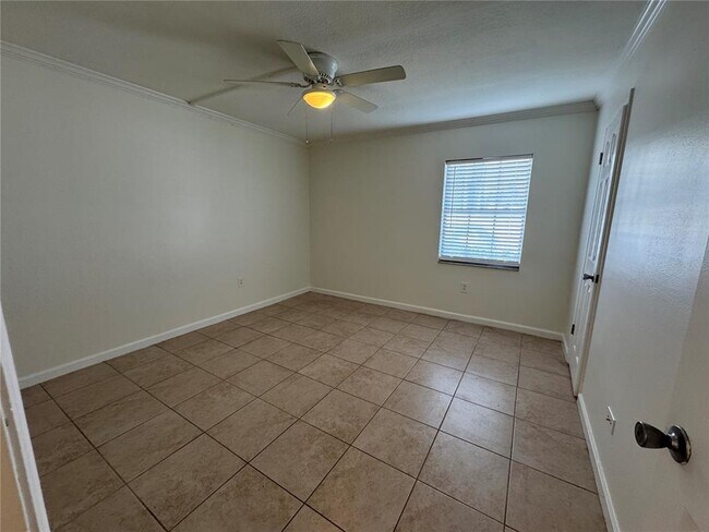 Building Photo - 5306 W Kennedy Blvd