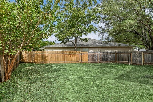 Building Photo - 2334 Vernell Way