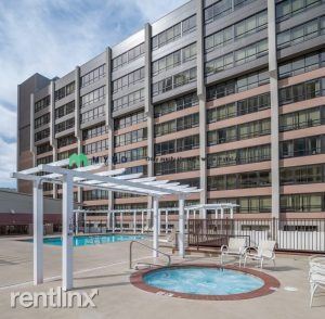 Building Photo - 450 N Arlington Ave