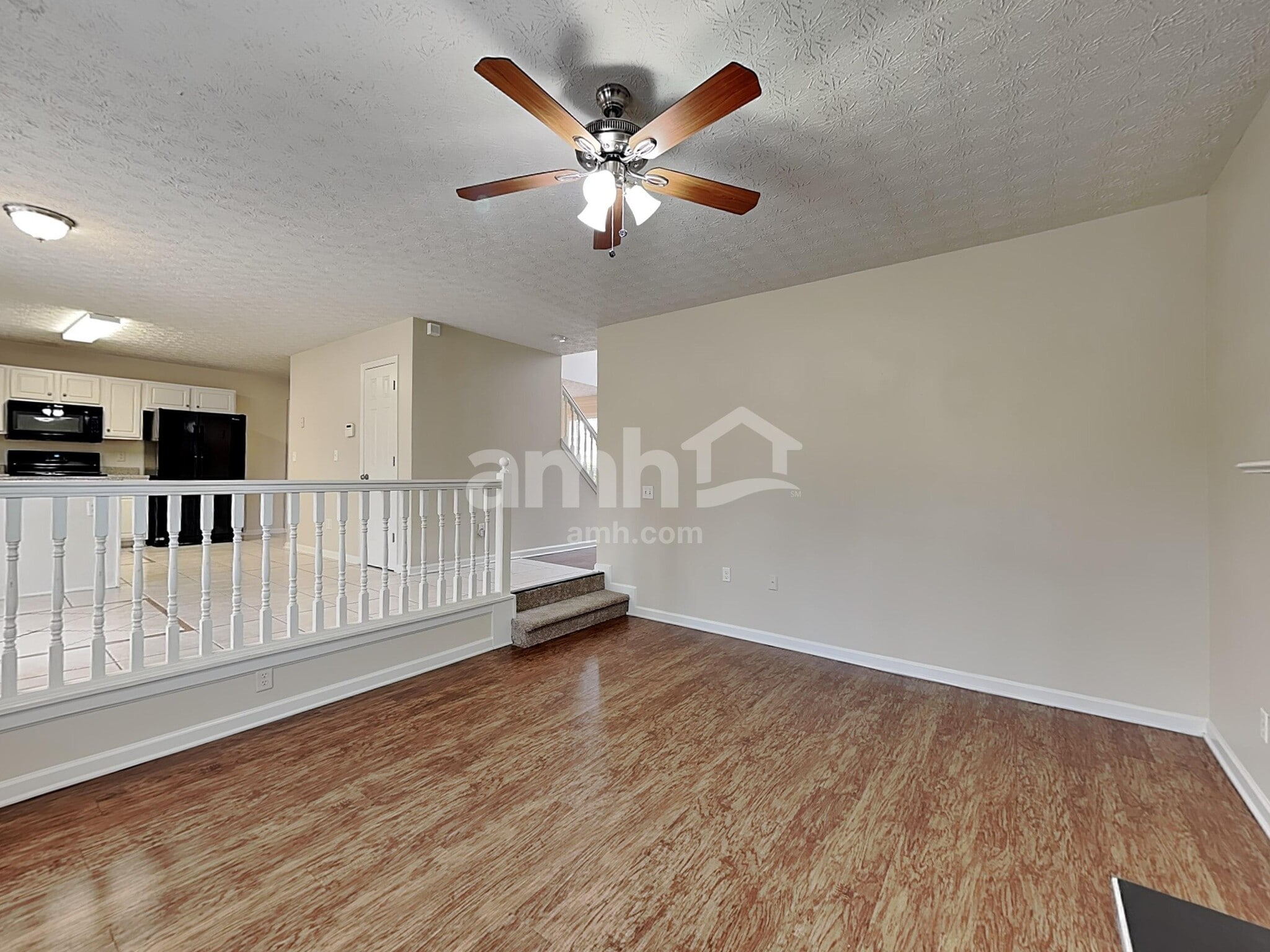 Building Photo - 550 Brook Hollow Dr