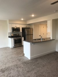 Building Photo - 19505 Mulberry Ln