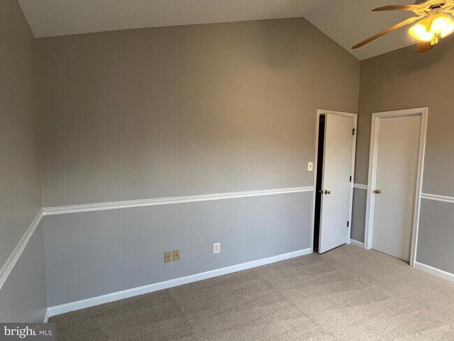 Building Photo - 14223 Brenham Dr