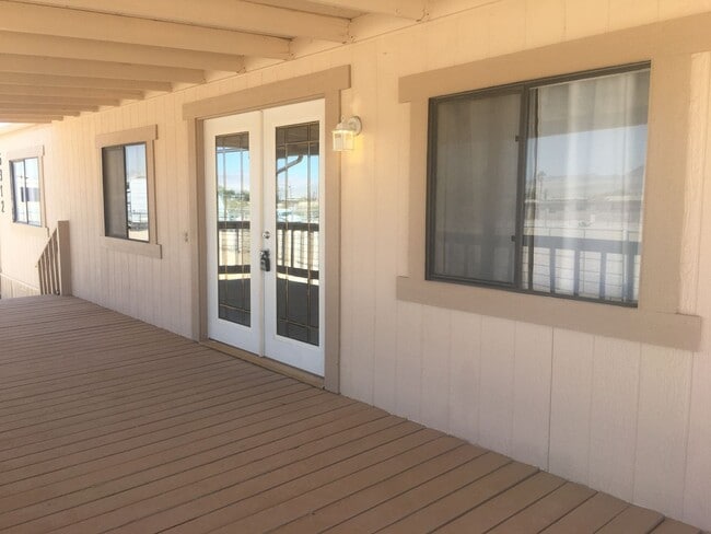 Building Photo - 3 Bedroom, 2 Bathroom Home