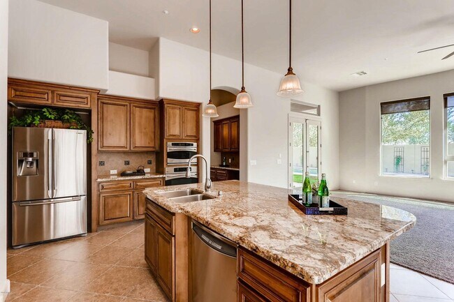 Building Photo - 15865 W Vernon Ave