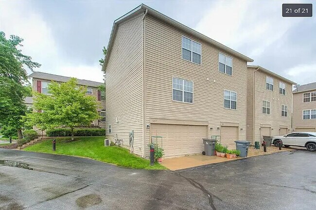 Building Photo - Armory PK