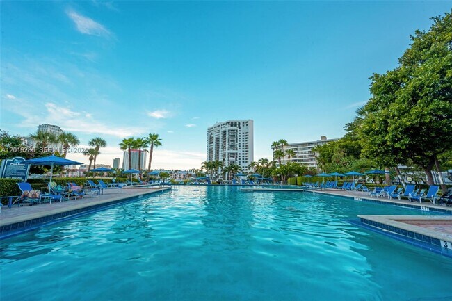 Building Photo - 500 Three Islands Boulevard
