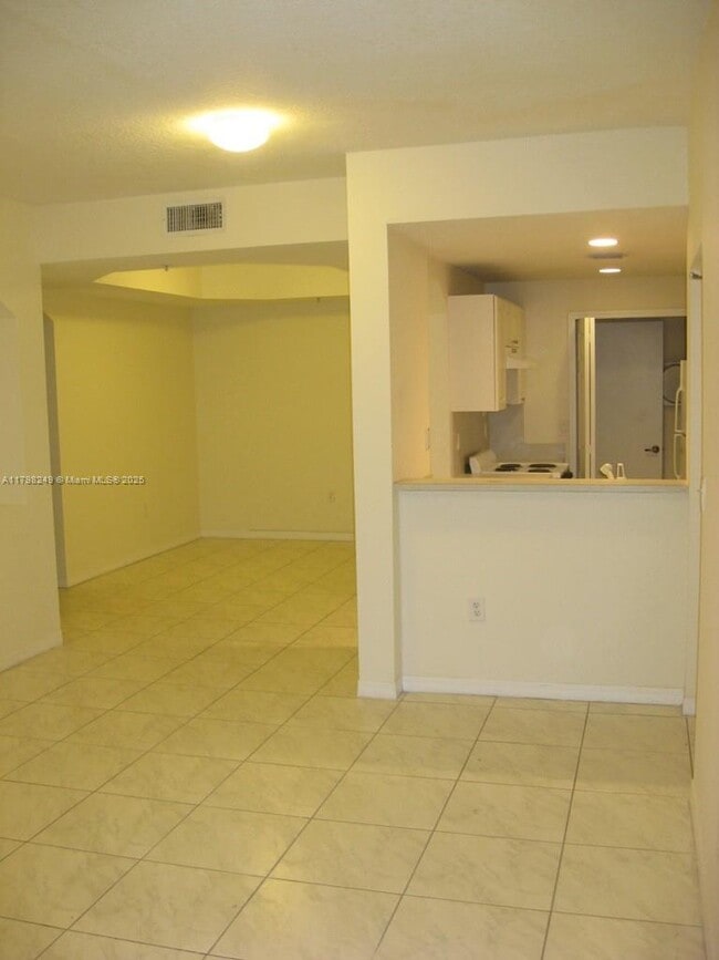 Building Photo - 6630 NW 114th Ave
