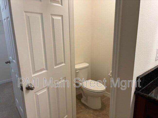 Building Photo - 8130 Red Stopper Ln