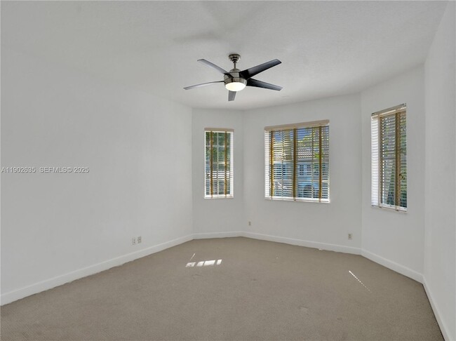 Building Photo - 16291 Bristol Pointe Dr