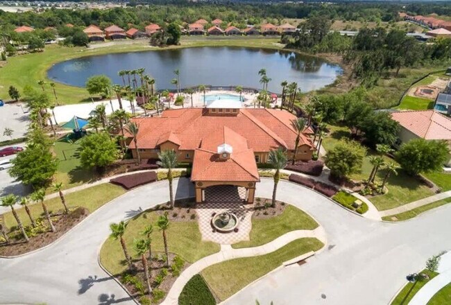 Building Photo - 421 Cabello Dr