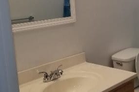 Bathroom area - 16810 Lahser Rd