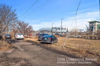 Building Photo - 1596 Concordia Ave
