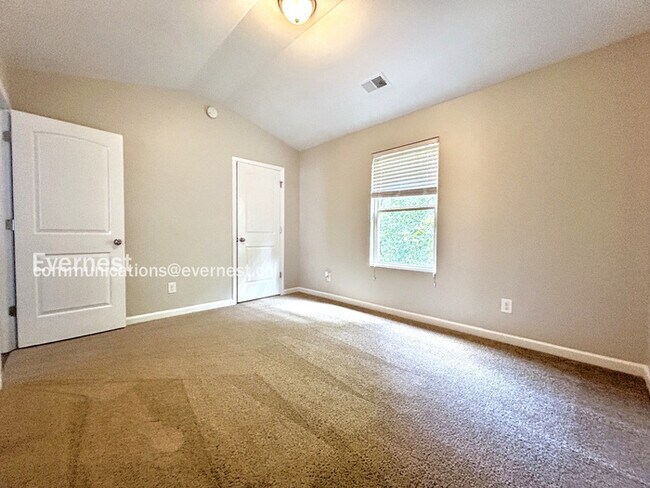 Building Photo - 345 Westridge Cir