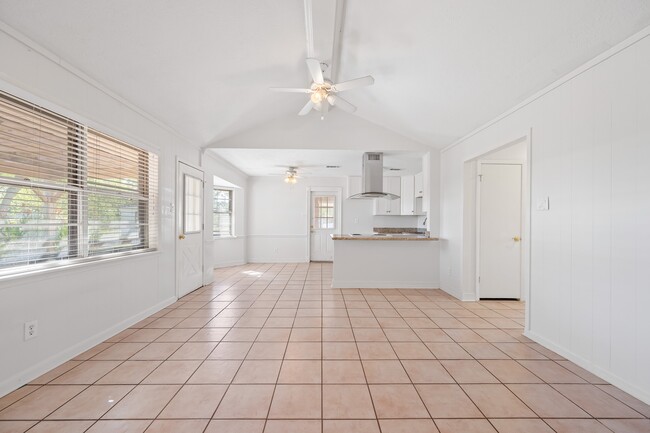 Building Photo - 4306 FM 1462