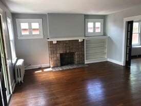 Building Photo - 1033 Macon Ave