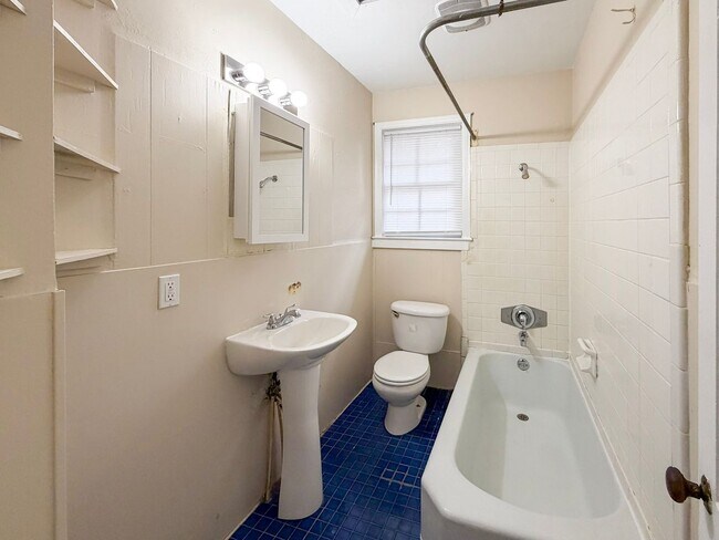 Building Photo - 0967 - Highland Pines