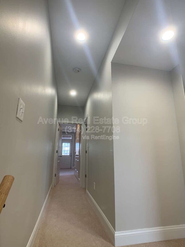 Building Photo - 4211 Cleveland Ave