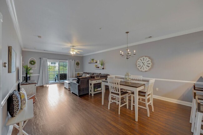 Building Photo - 4833 Magnolia Lake Dr
