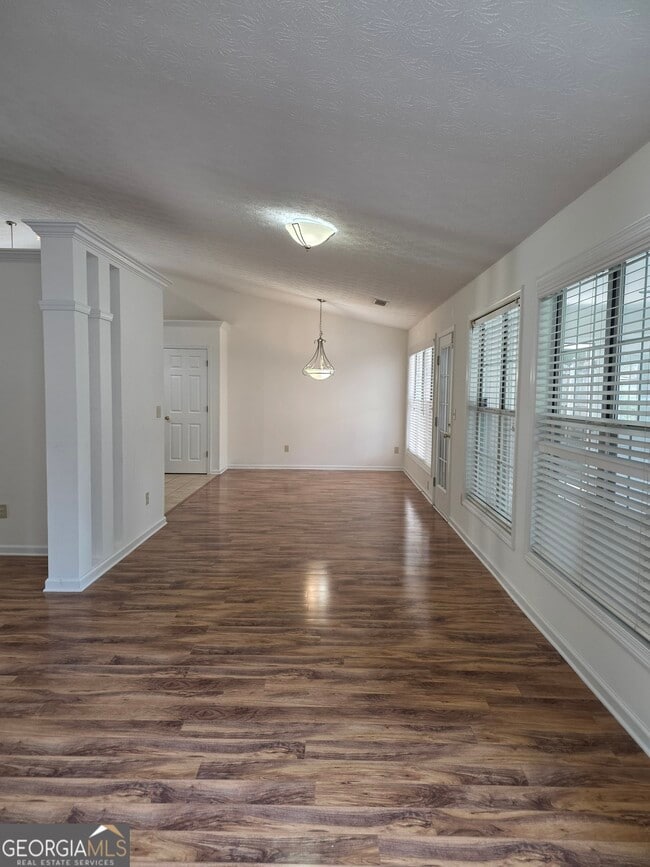 Building Photo - 4585 Brook Farms Ct