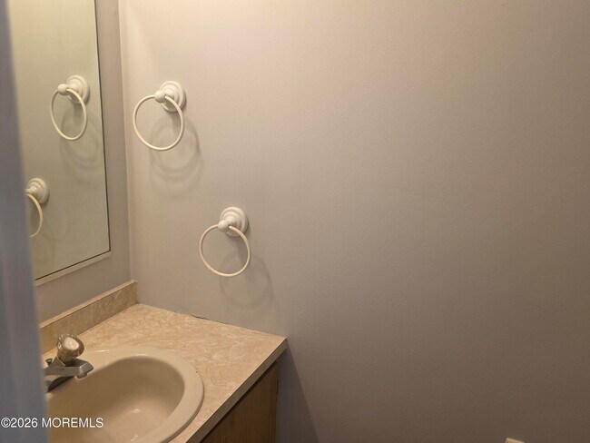 Building Photo - 421 Ibis Ct