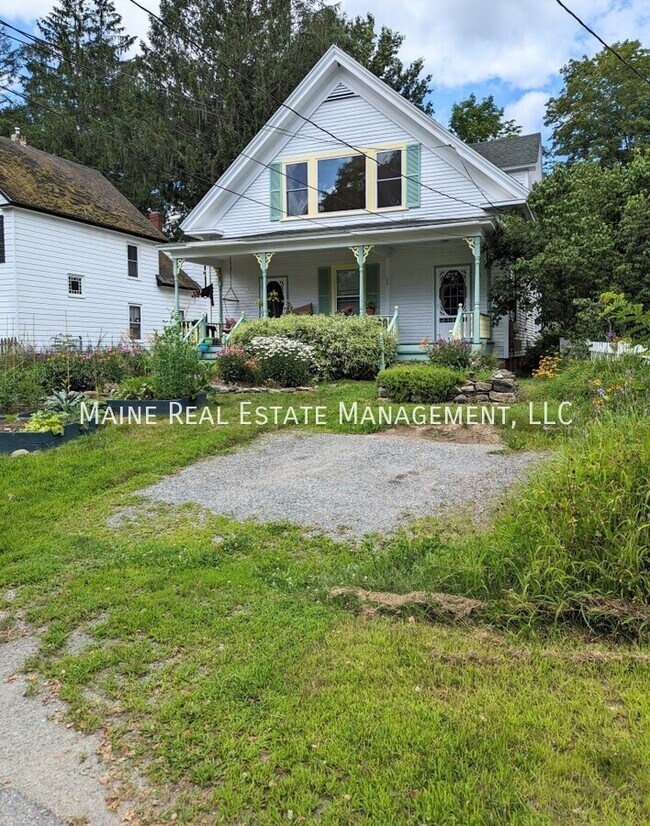 Building Photo - 54 Penobscot St