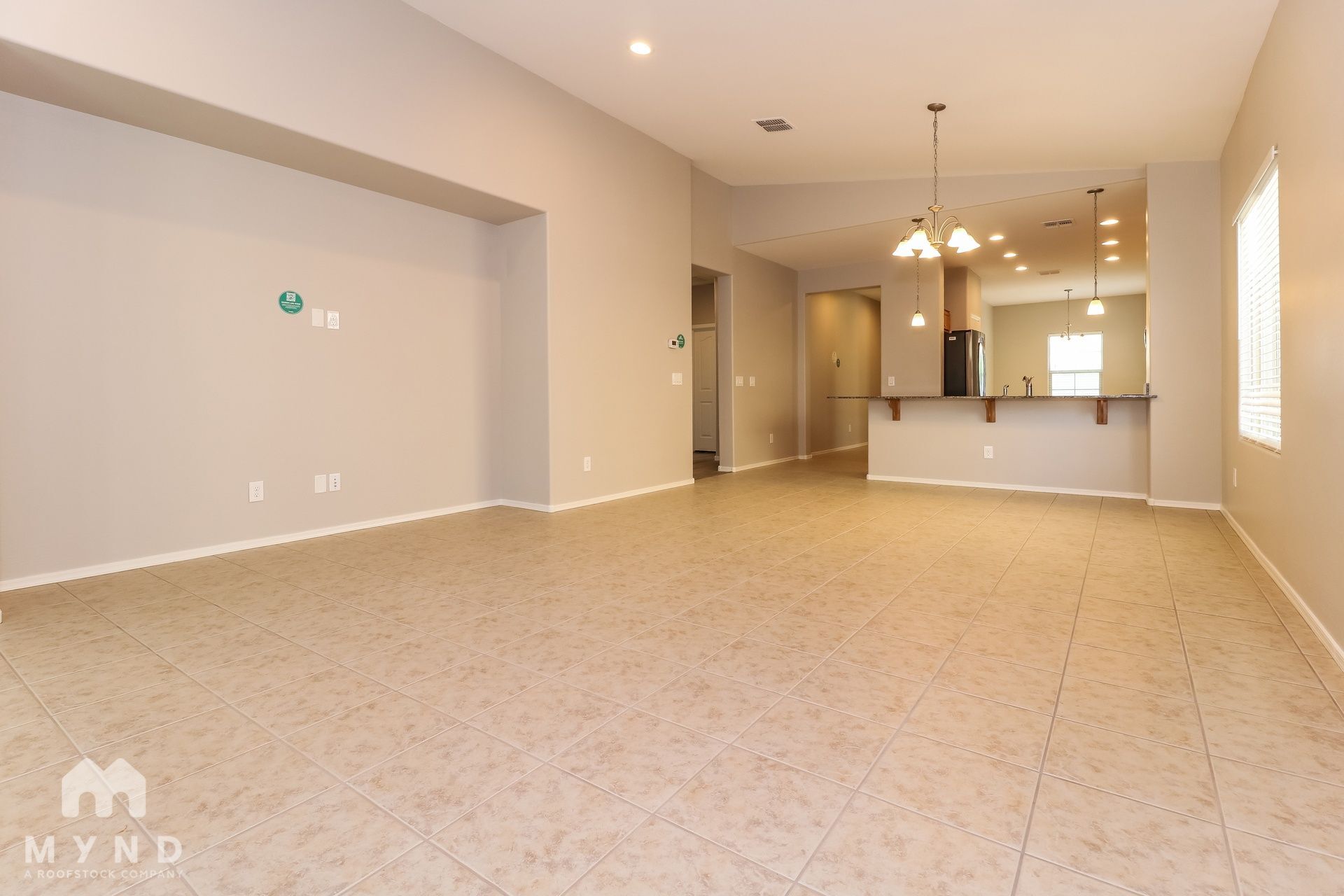 Building Photo - 2745 E Mews Rd