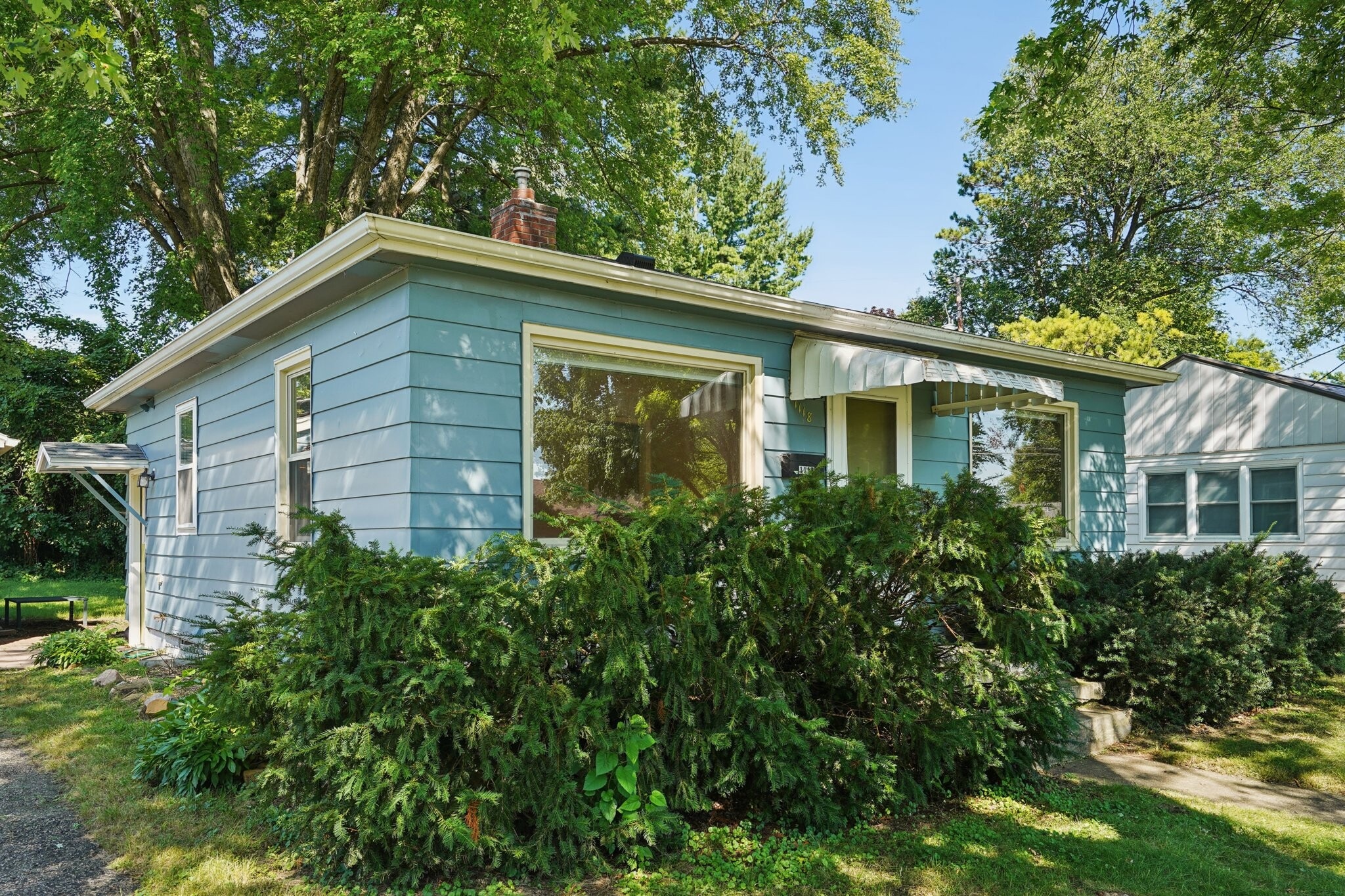 Building Photo - 1118 Lorraine Dr
