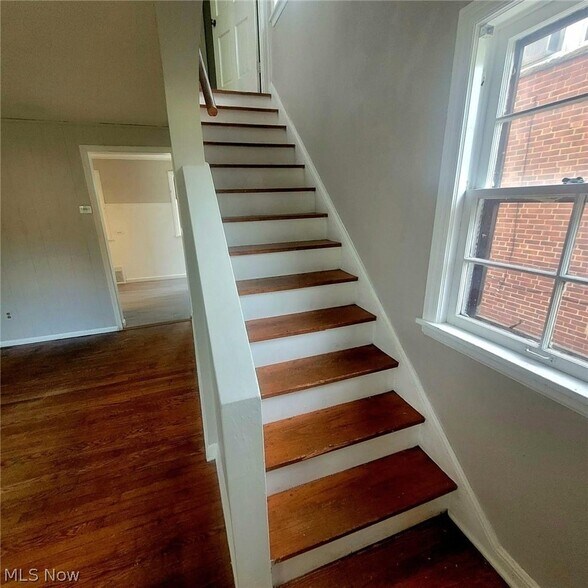 Building Photo - 713 South Blvd