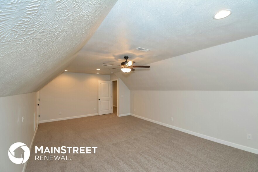 Building Photo - 3230 Volta Rd