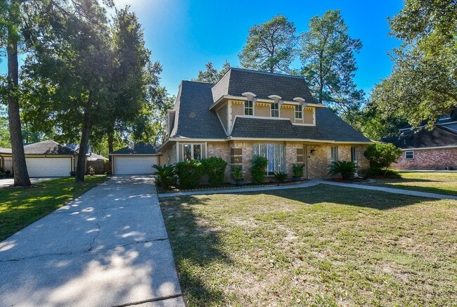 Building Photo - 4811 Shatner Dr