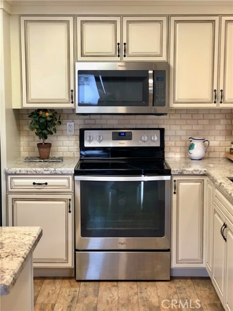 Building Photo - 2324 Via Puerta