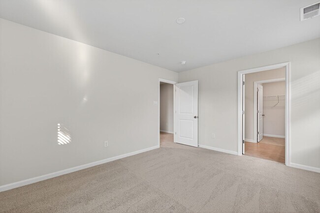 Building Photo - 462 Herringbone Wy