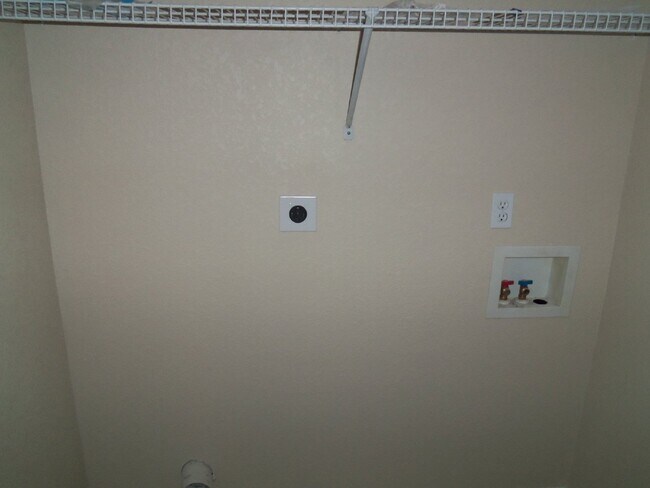 Building Photo - Highlands Ranch Condo 3 Bed 2 bath (46CO#201)