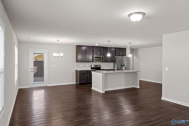 Building Photo - 338 Fenrose Dr