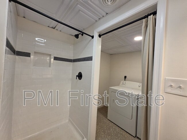 Building Photo - 399 Marley Rd