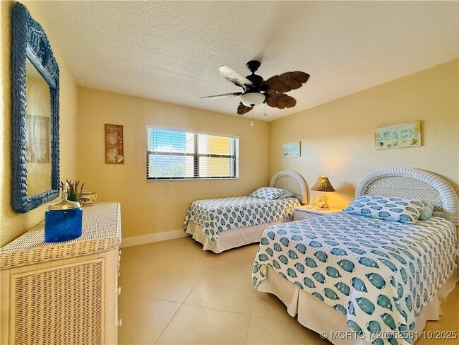 Building Photo - 7440 S Ocean Dr