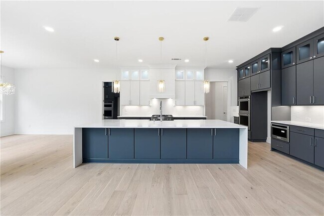 Building Photo - 7370 Cornflower Ct