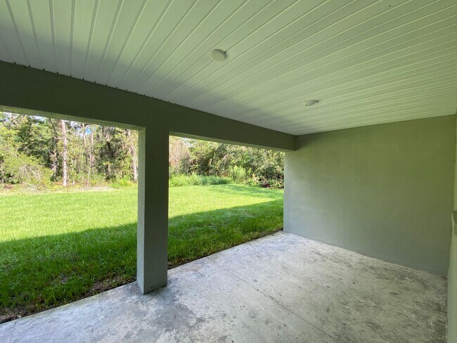 Building Photo - Great new rent on 4/2! Desirable SW Ocala Neighborhood 4/2/2 *WON'T LAST*