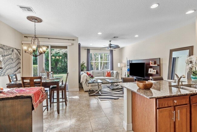Building Photo - 5009 Dulce Ct
