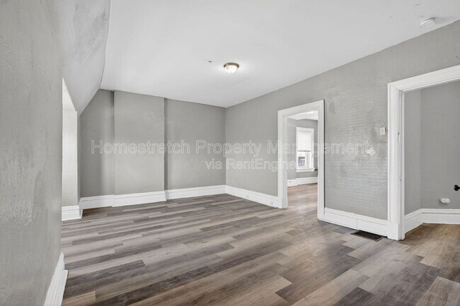 Building Photo - 2100 Adelaide Ave